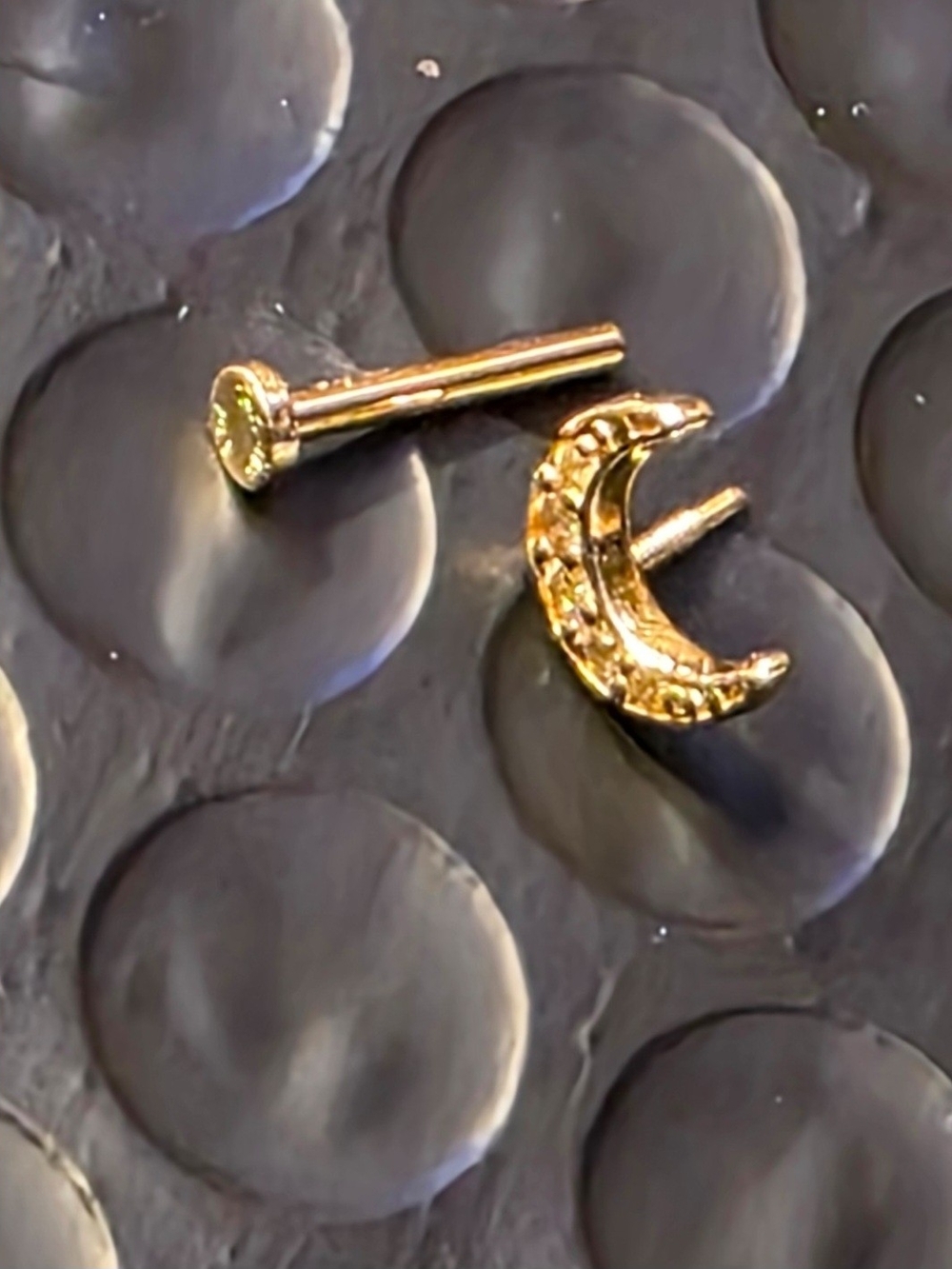 14k Gold Crescent Moon Stud Earring - Elegant Women's Jewelry